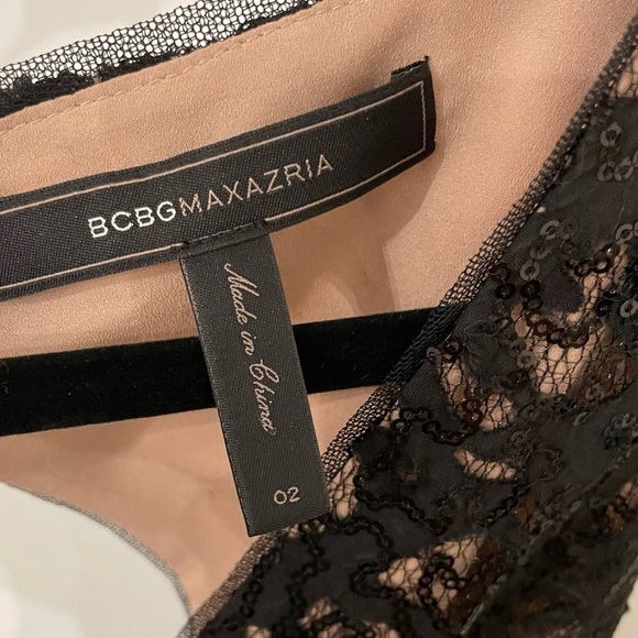 🖤BCBG Maxazria black cocktail dress with sequins.  Beautiful open back.  Size 2 - Picture 2 of 6